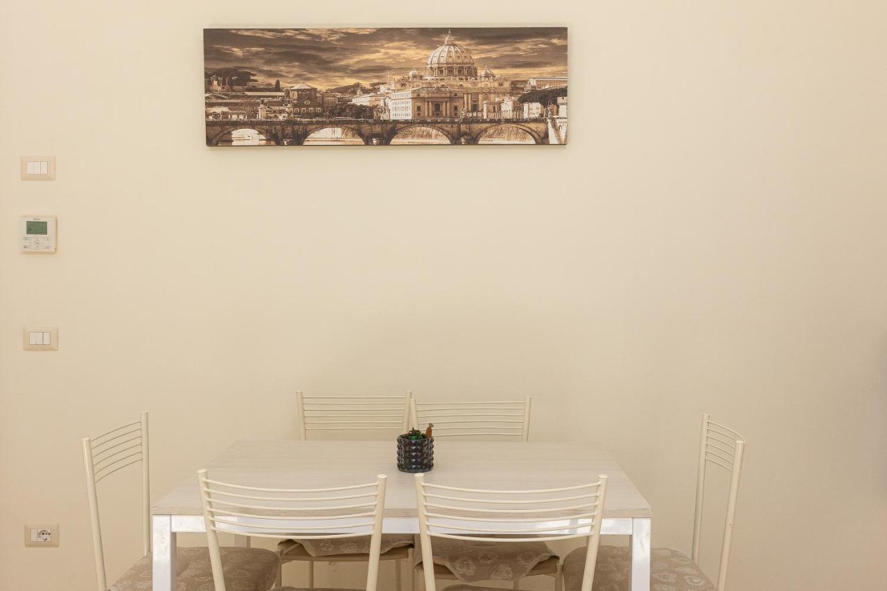 Vatican Museum By Rental In Roma Exterior foto